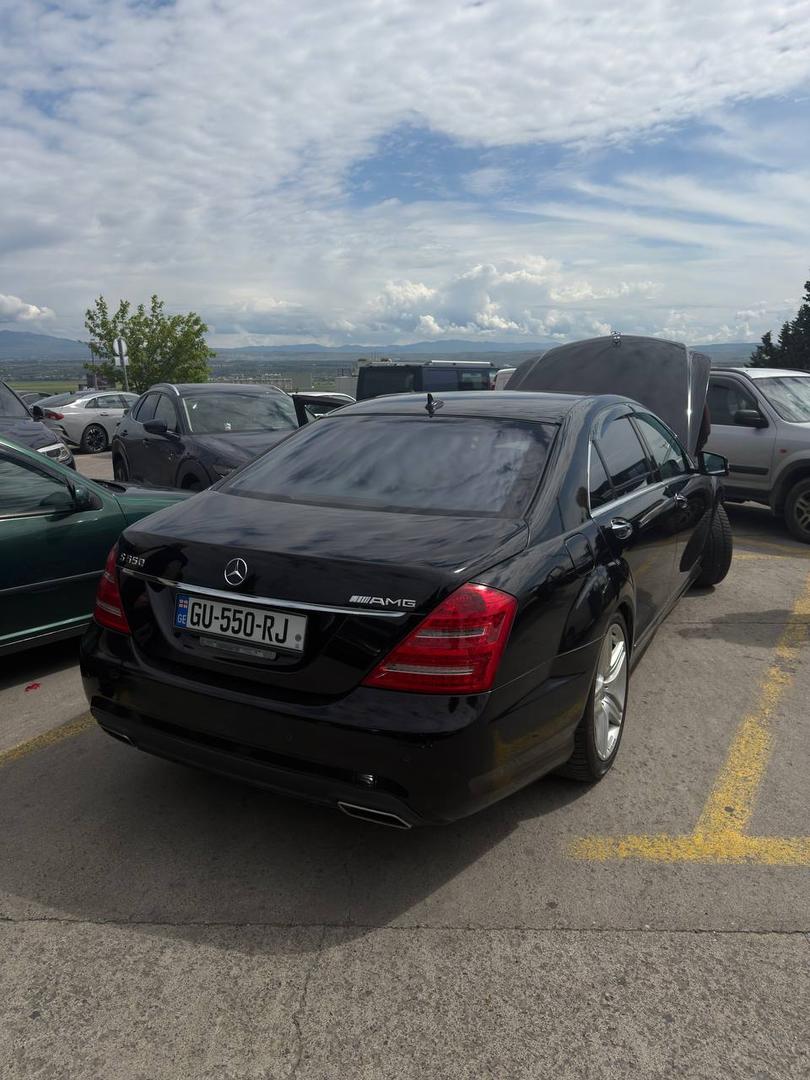 Mercedes-Benz S 600