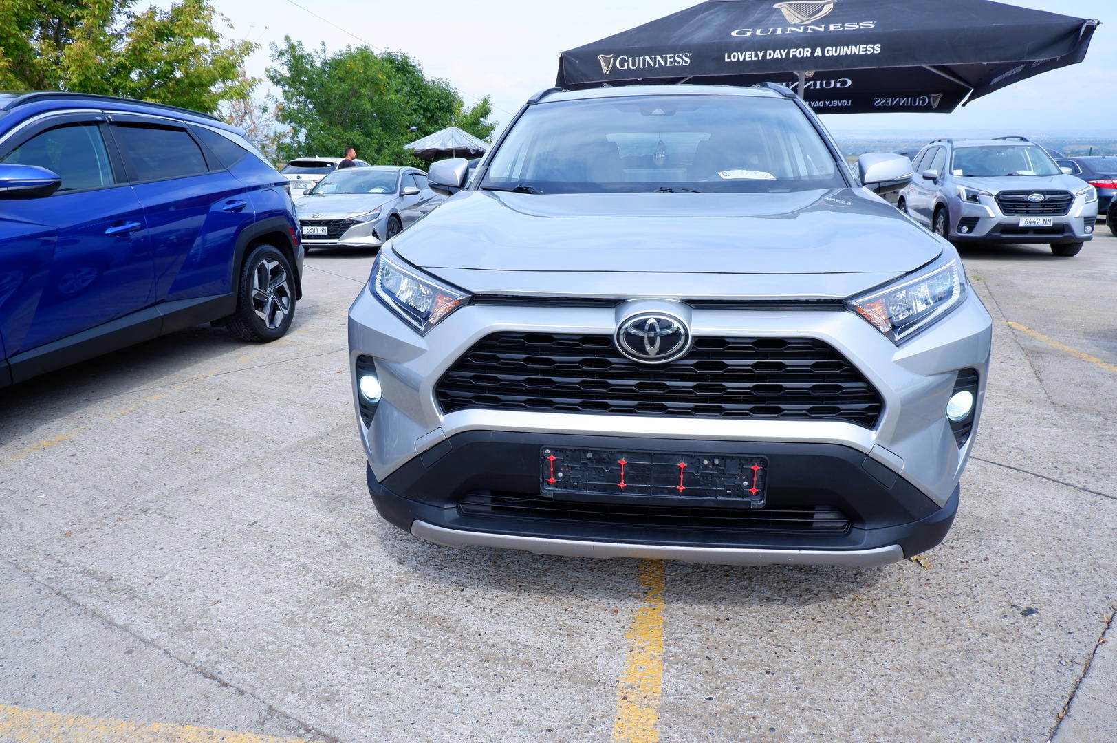 Toyota RAV4 2021 — photo 2