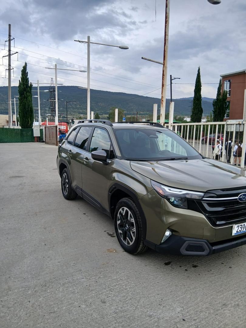 Subaru Forester 2025 — photo 2