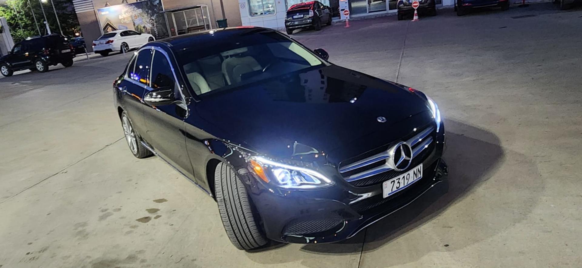 Mercedes-Benz C 300 2018 — photo 2