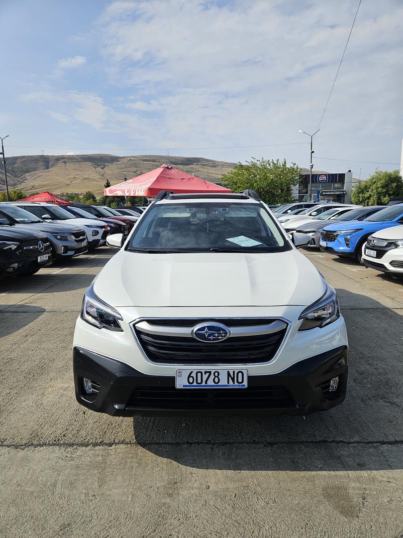 Subaru Outback 2022 — photo 2