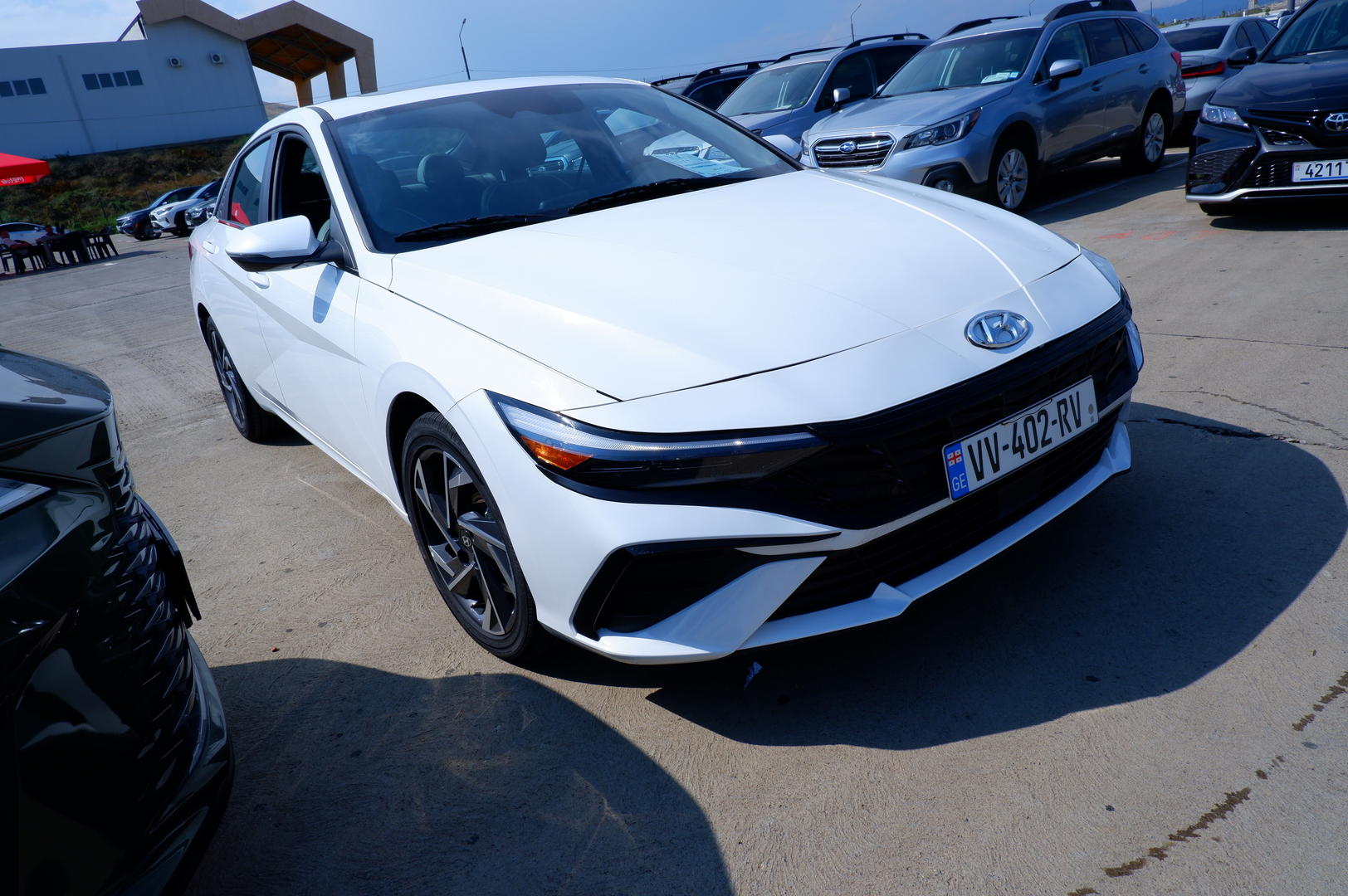 Hyundai Elantra 2024 — photo 2