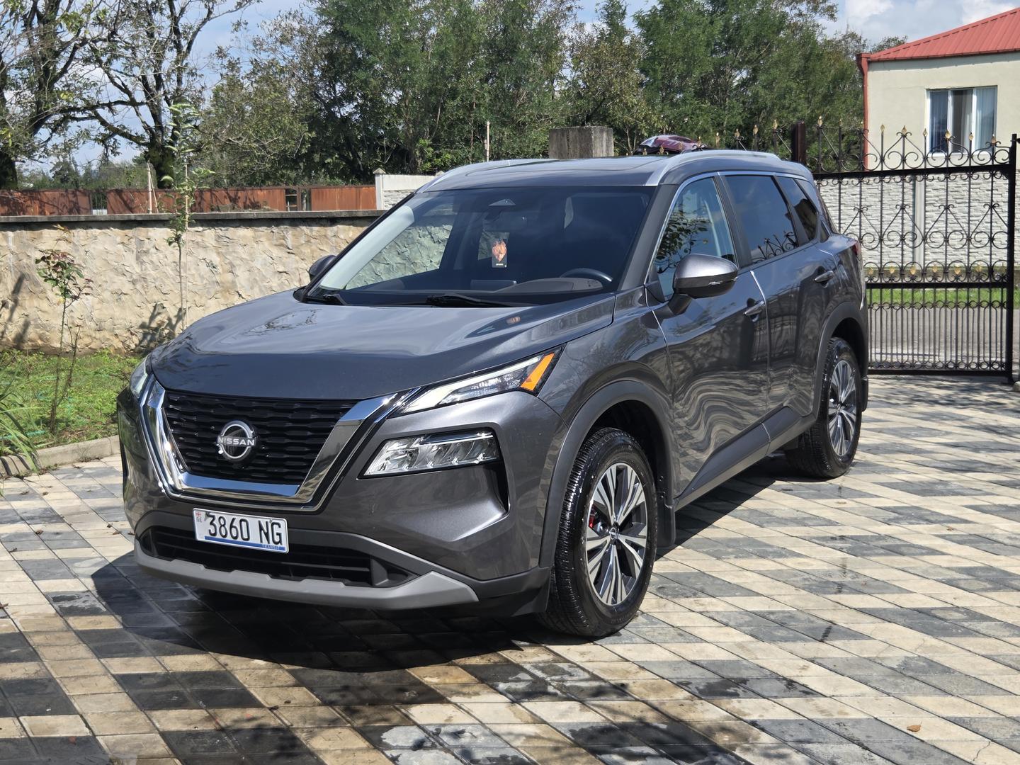 Nissan Rogue