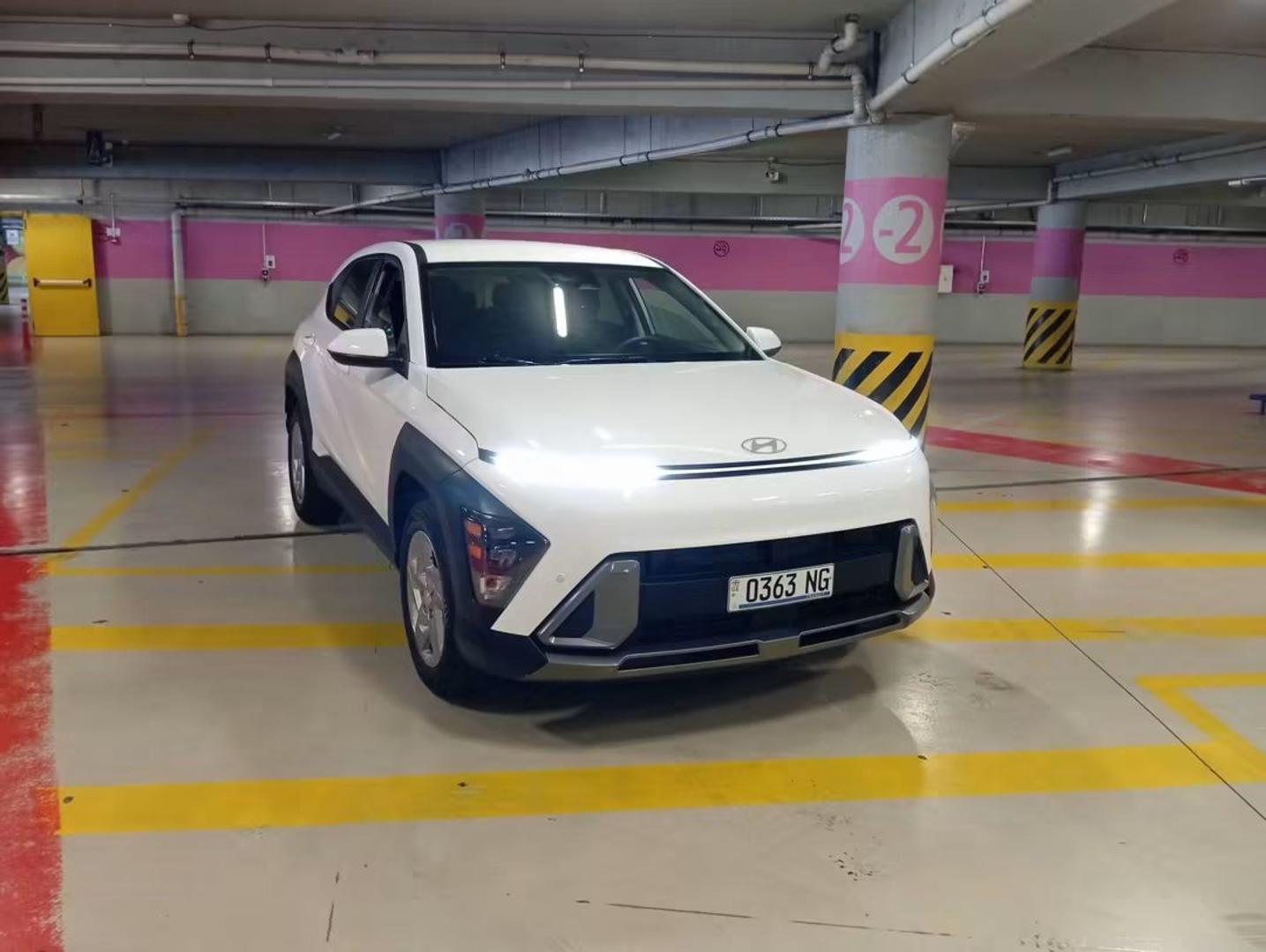 Hyundai Kona 2025 — photo 2