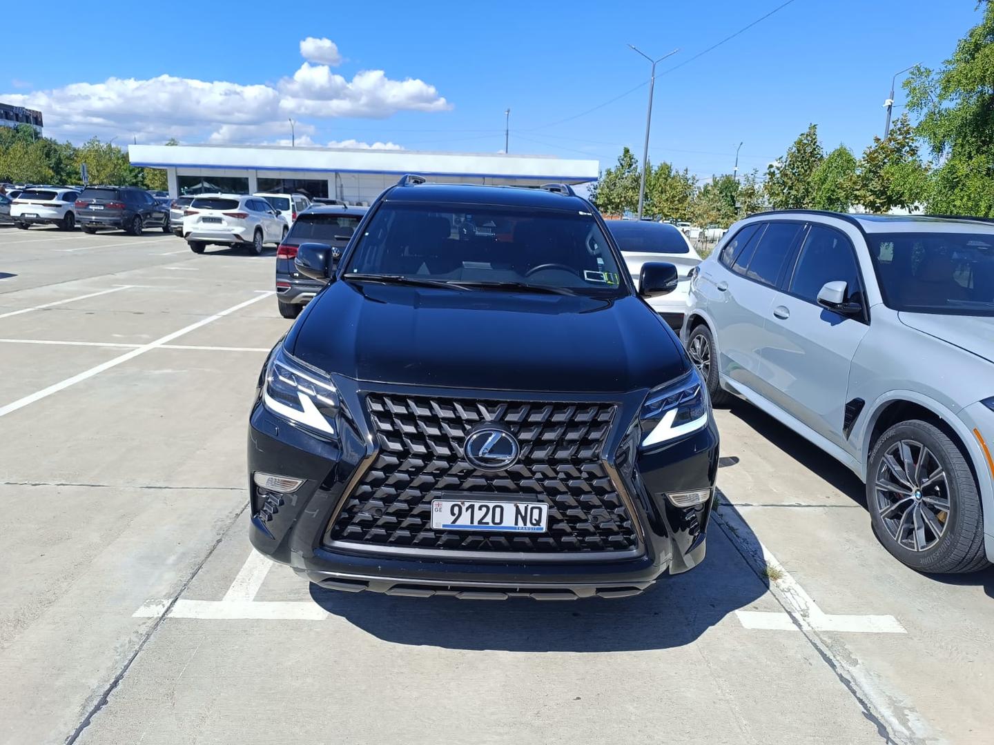 Lexus GX 460 2021 — photo 2