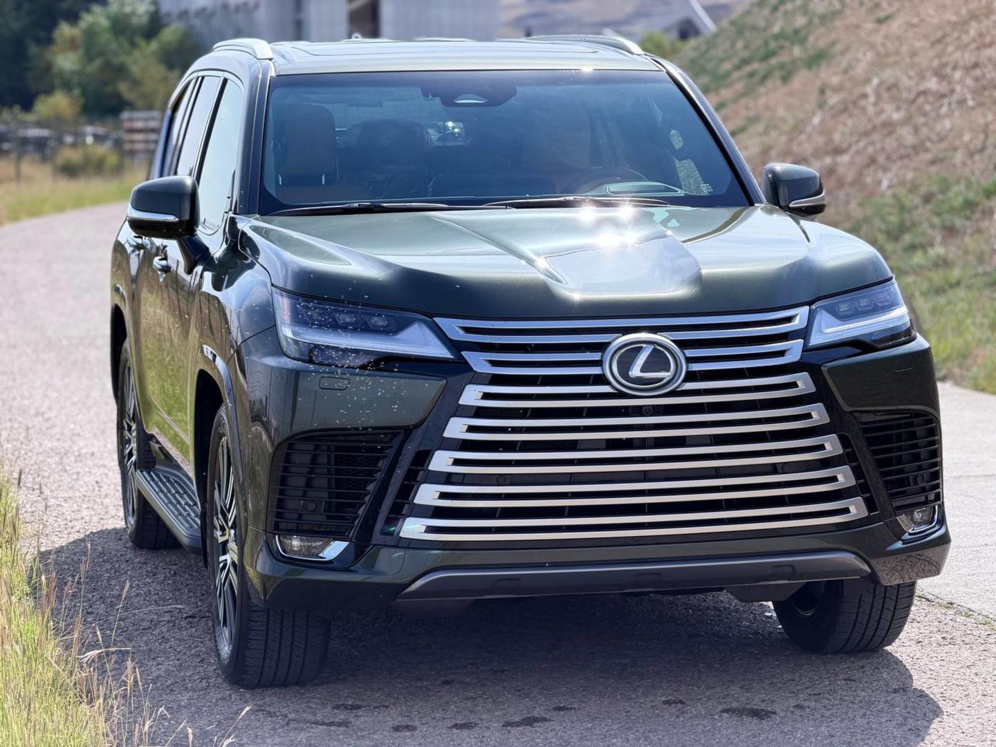 Lexus LX600