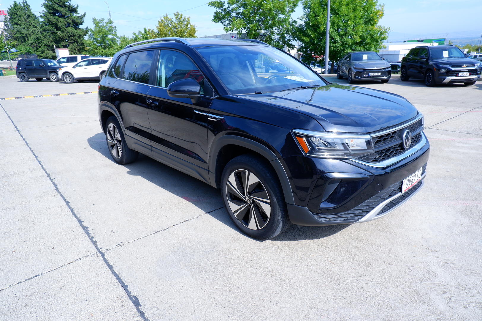 Volkswagen Taos 2023 — photo 2