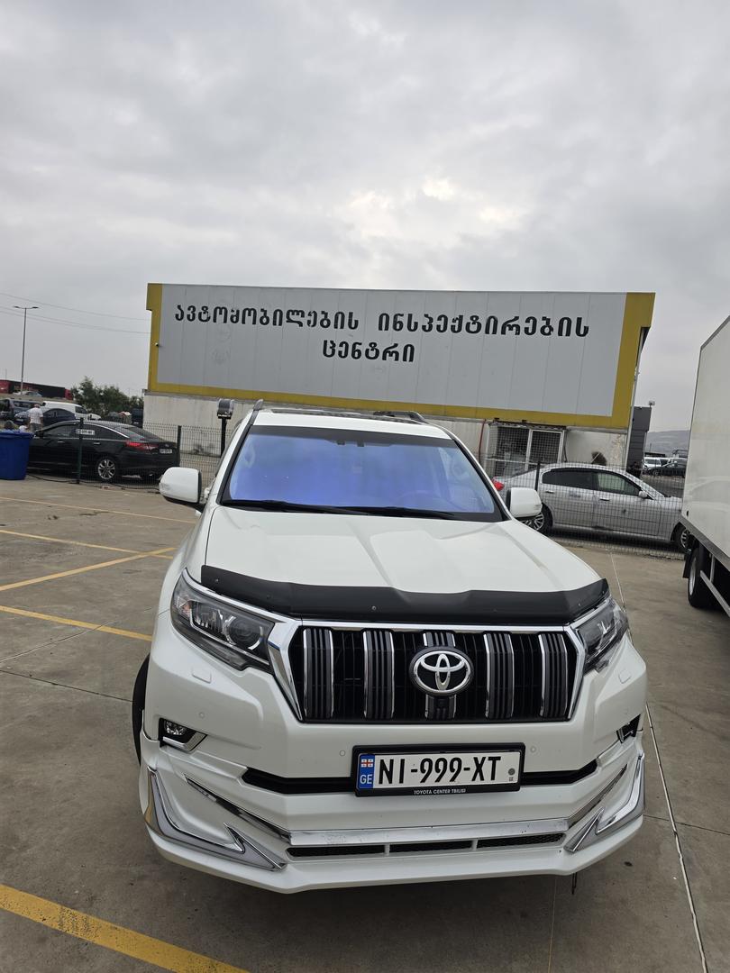 Toyota Land Cruiser Prado 2019 — photo 2