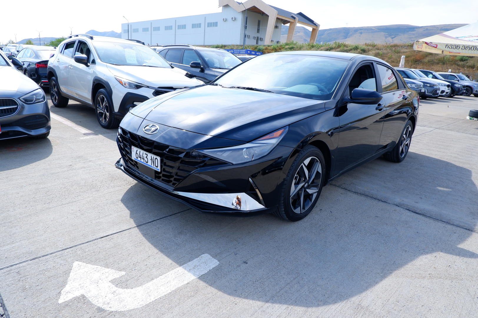 Hyundai Elantra 2023 — photo 2