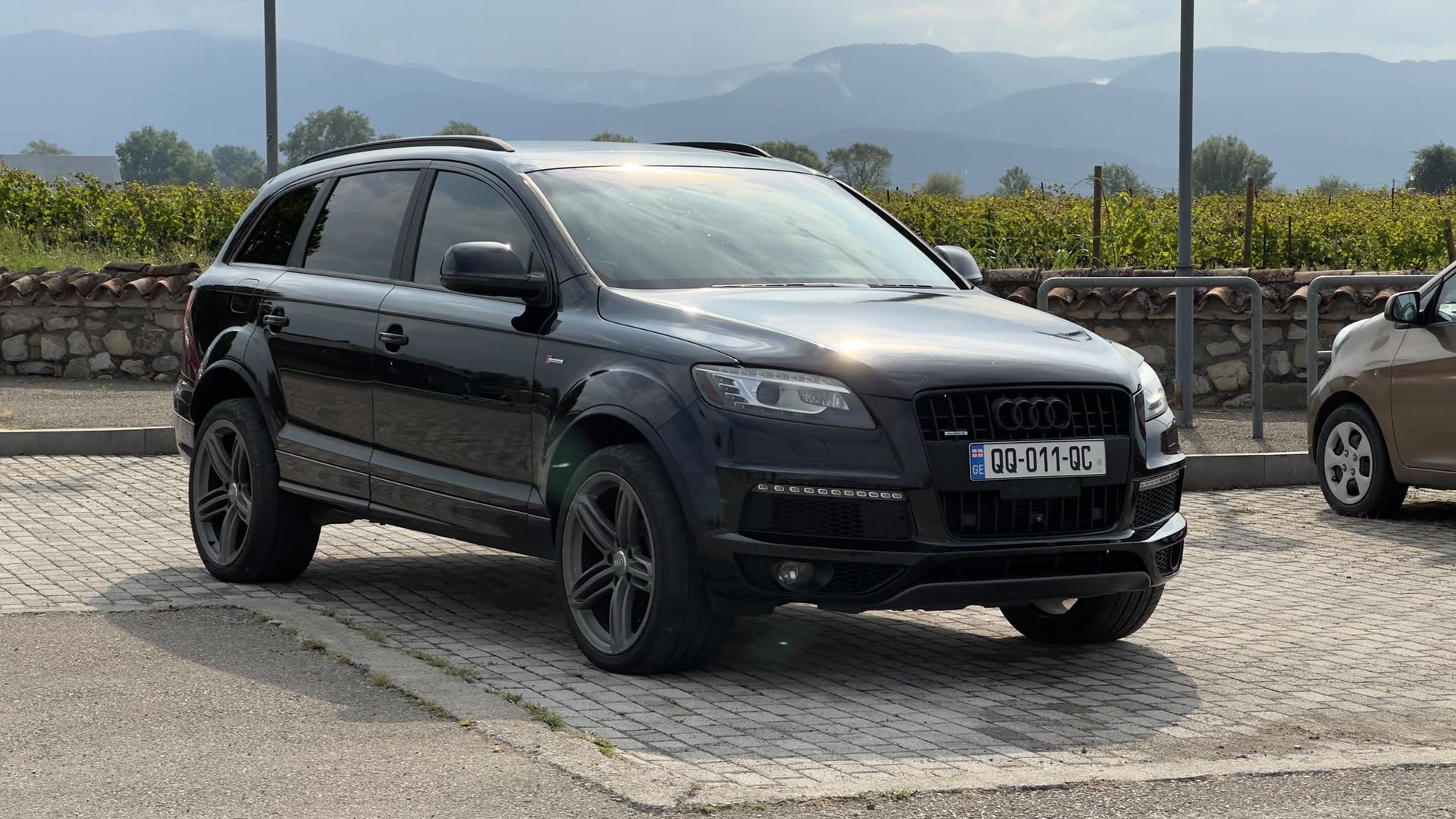 Audi Q7 2015 — photo 2