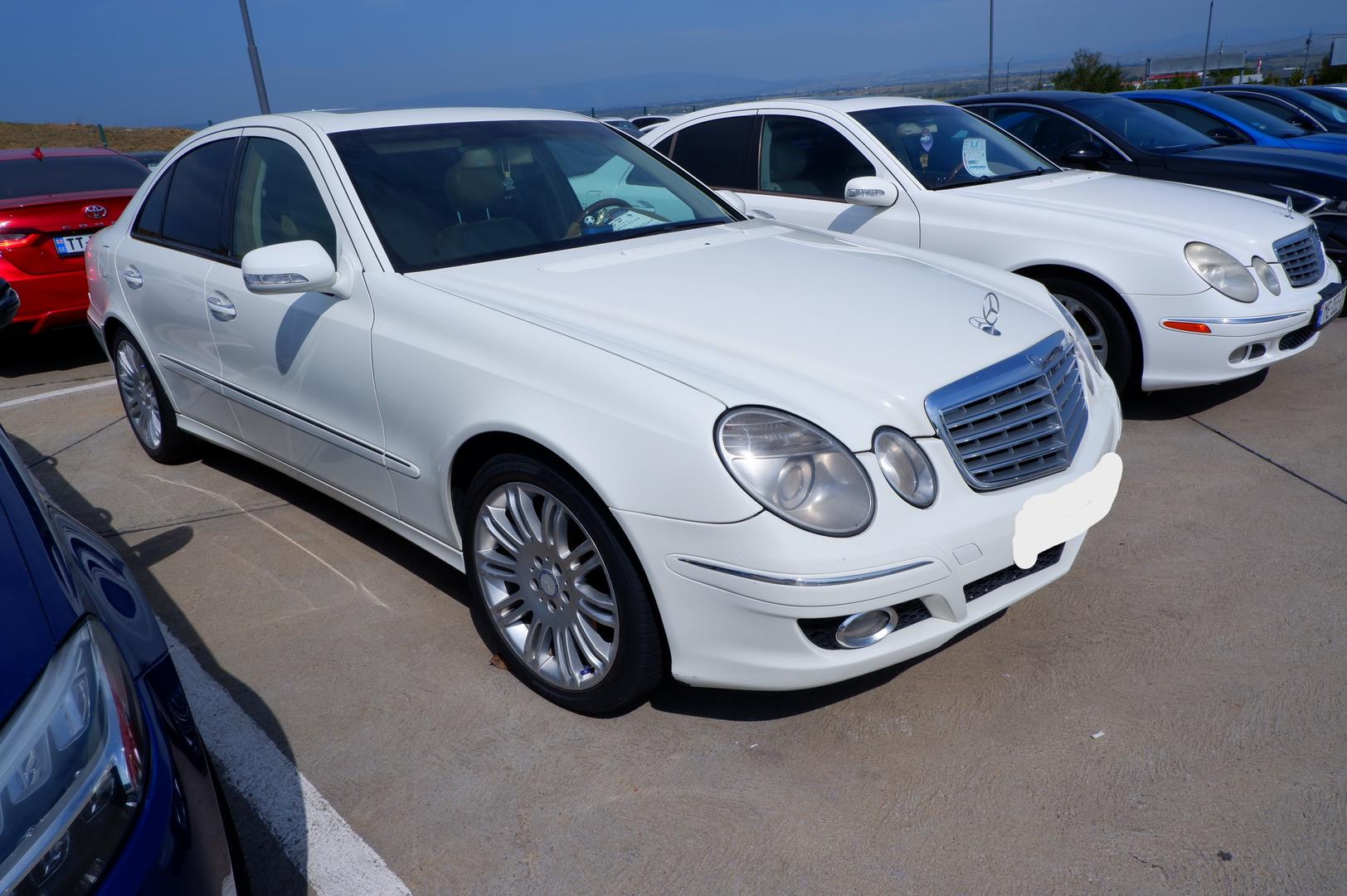 Mercedes-Benz E 320 2007 — photo 2
