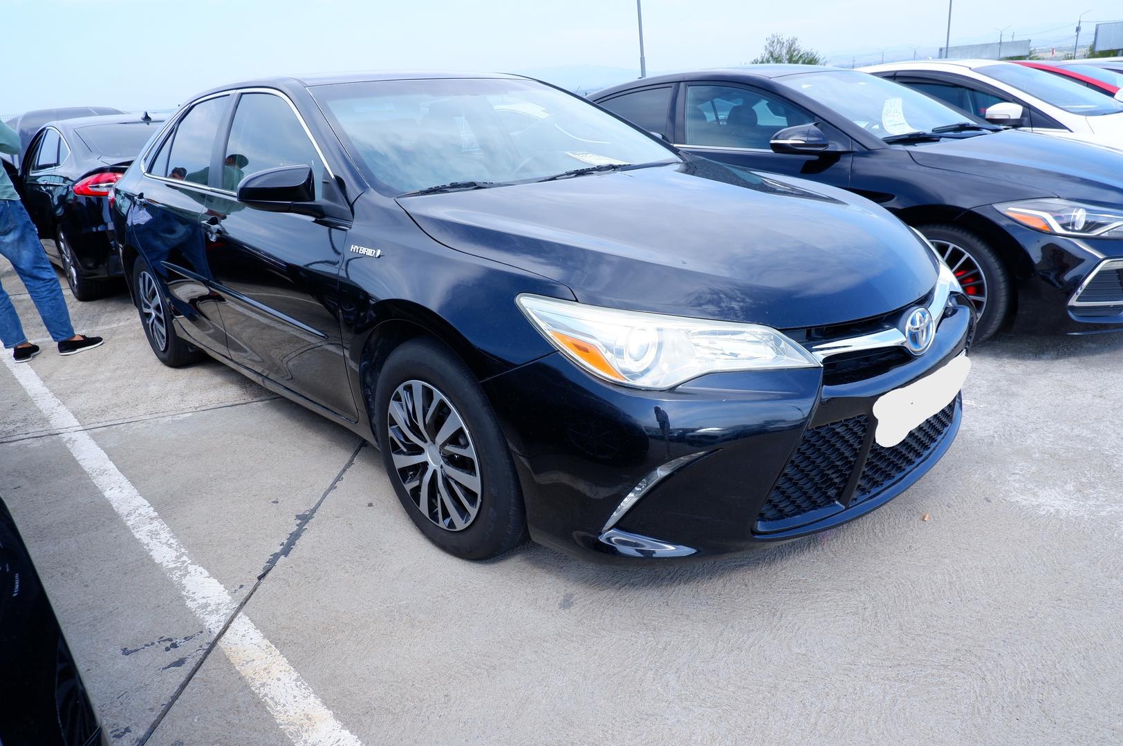 Toyota Camry 2014 — photo 2