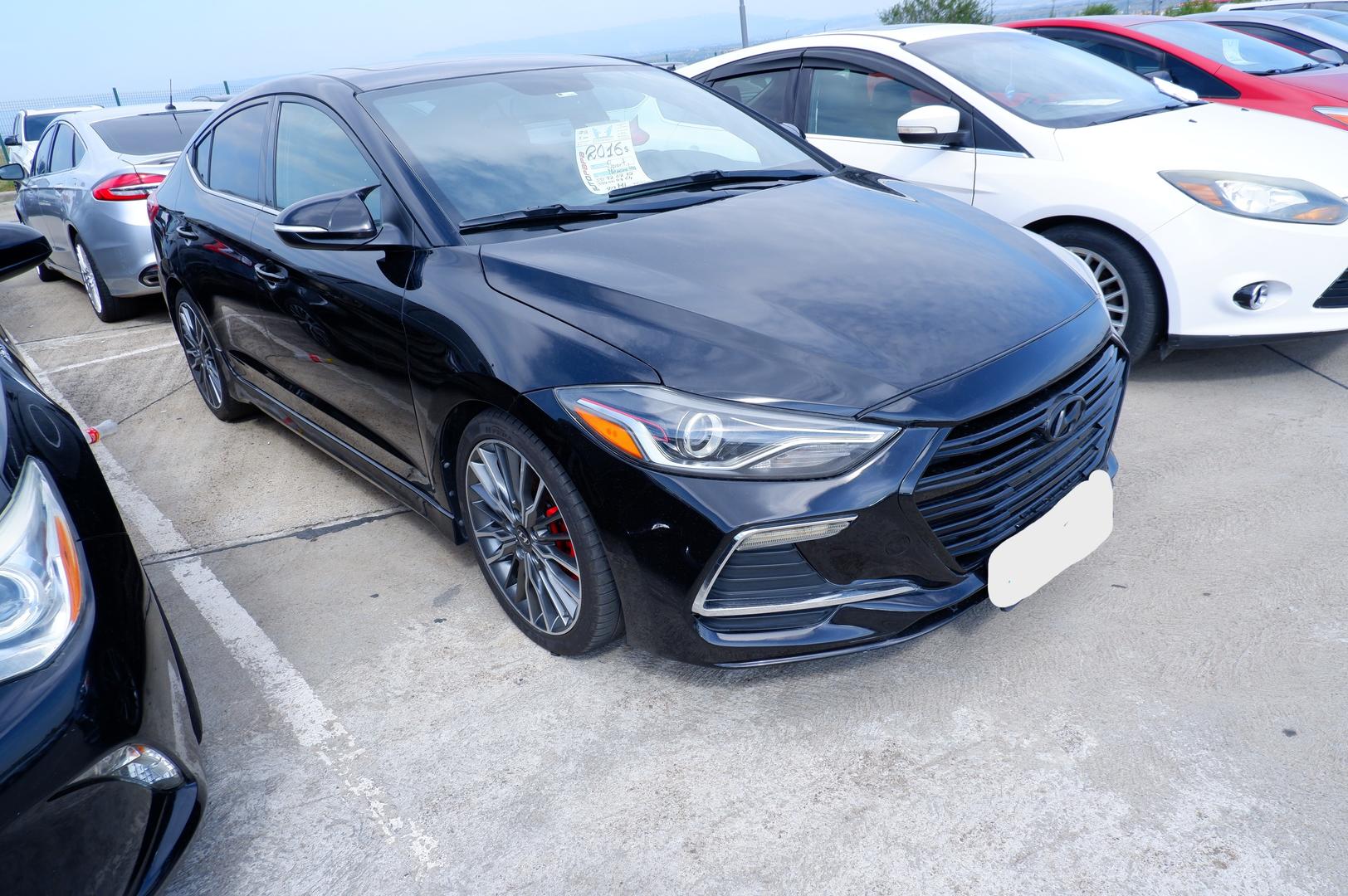 Hyundai Elantra 2016 — photo 2