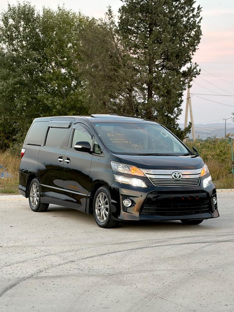 Toyota Alphard 2012 — photo 2