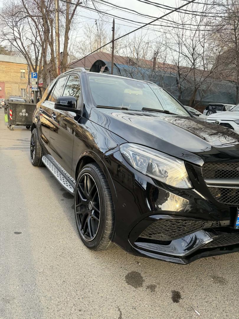 Mercedes-Benz GLE 350 2018 — photo 2