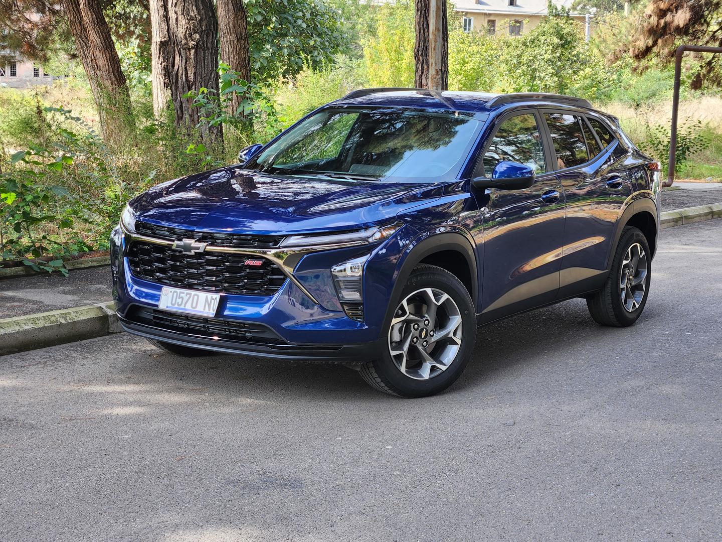 Chevrolet Trax 2023 — photo 2