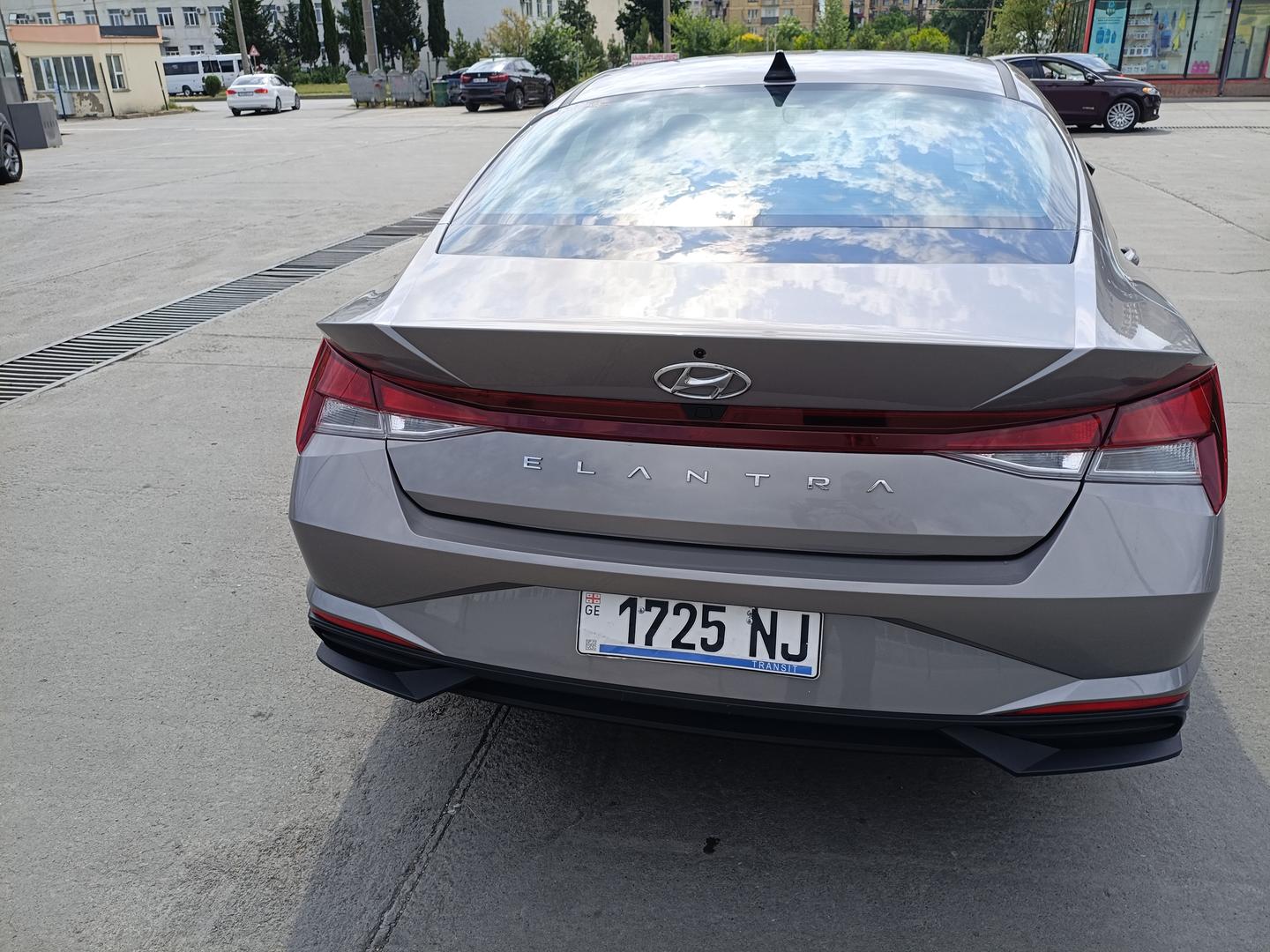 Hyundai Elantra