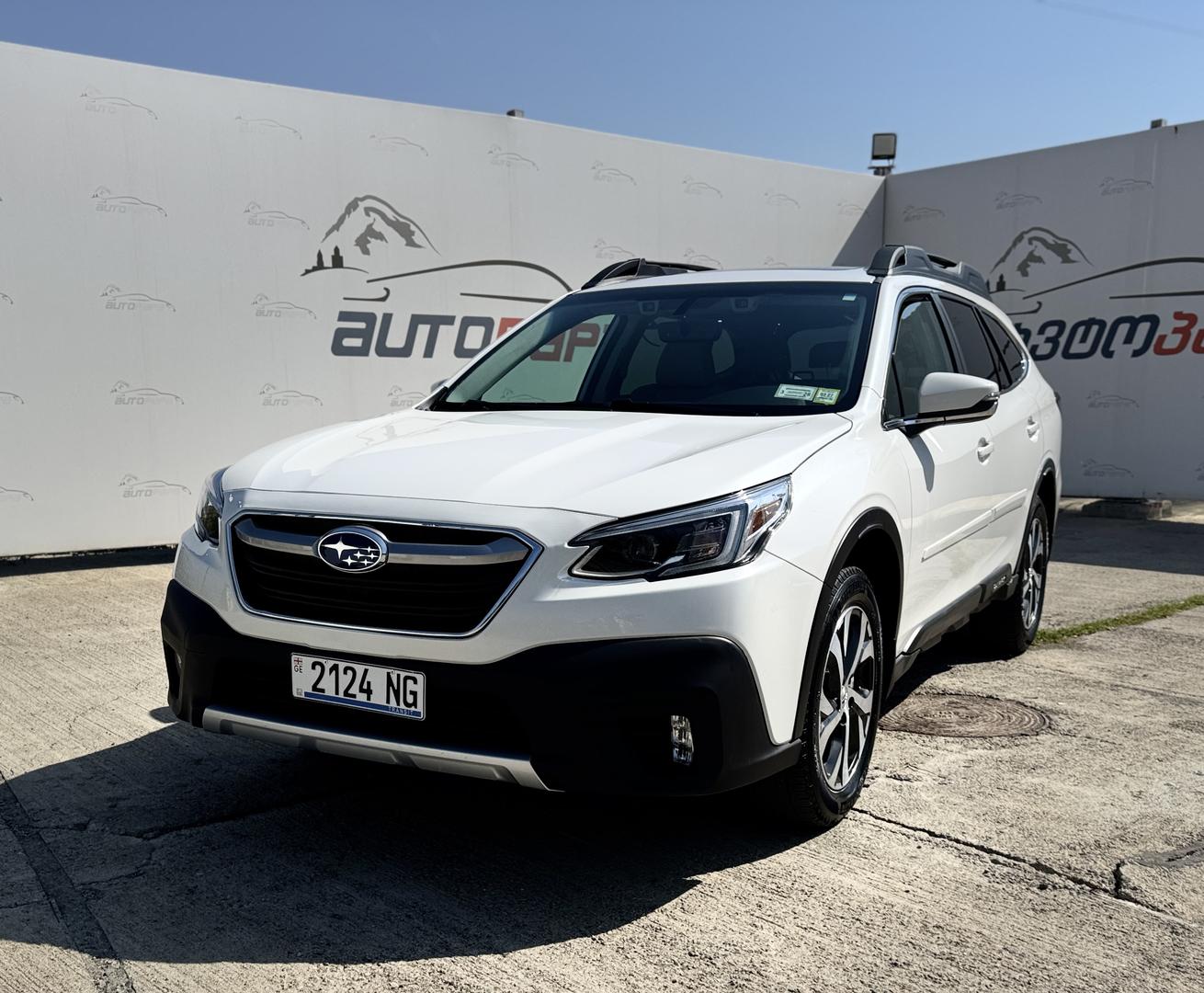 Subaru Outback 2022 — photo 2