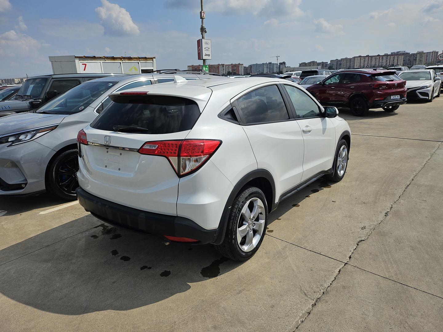 Honda HR-V 2021 — photo 2