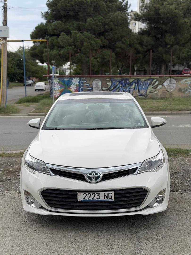 Toyota Avalon 2015 — photo 2