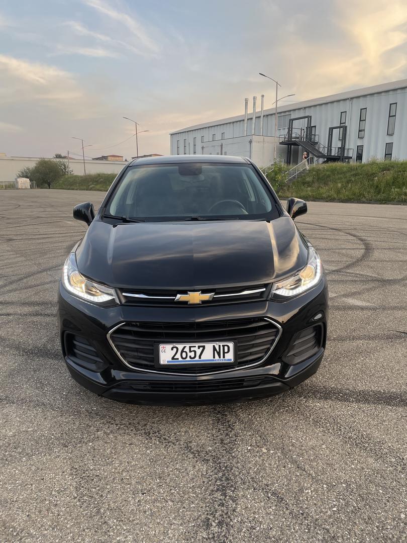 Chevrolet Trax 2022 — photo 2
