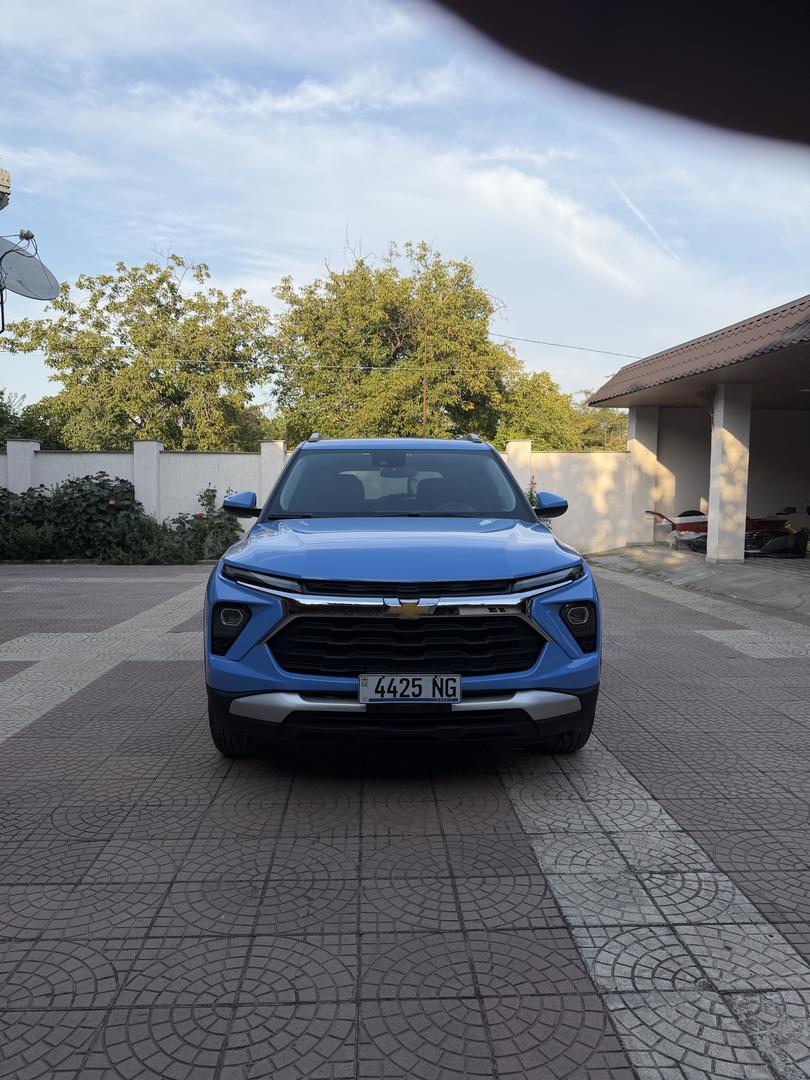 Chevrolet Trailblazer 2023 — photo 2