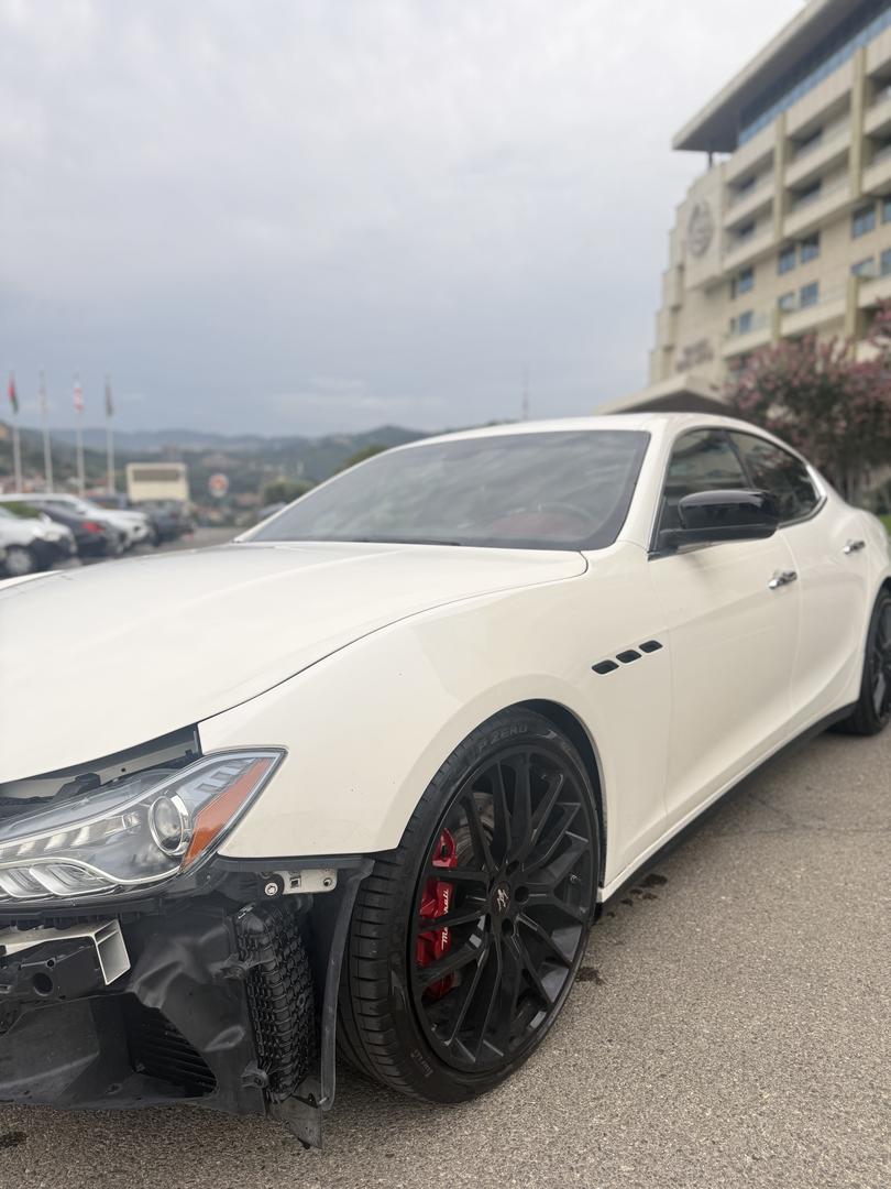 Maserati Ghibli