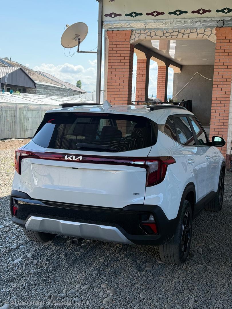 Kia Seltos 2024 — photo 2