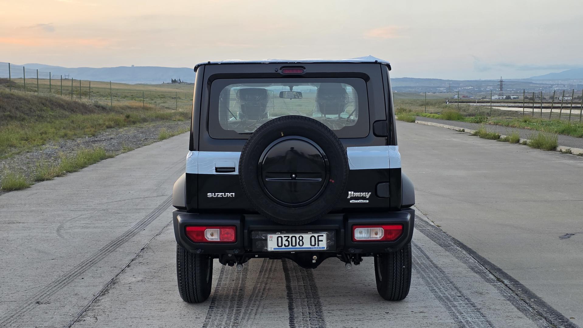 Suzuki Jimny 2026 — photo 2