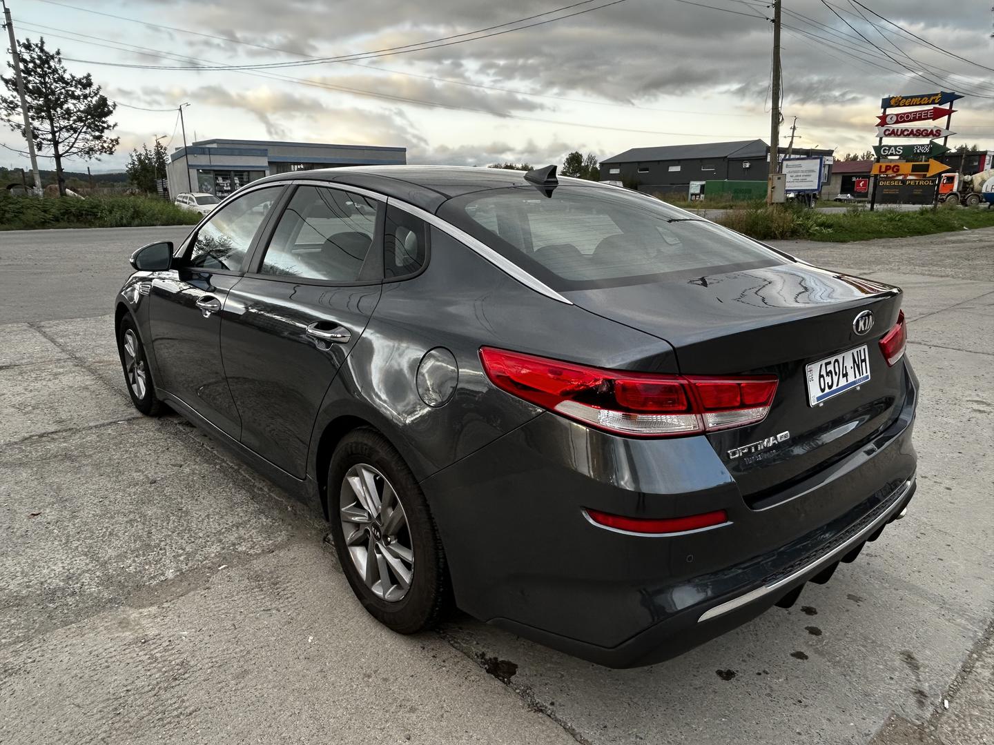 Kia Optima 2019 — photo 2