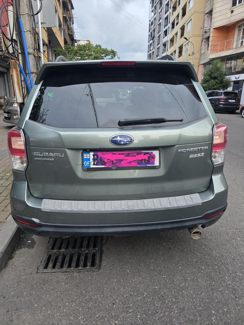 Subaru Forester 2016 — photo 2