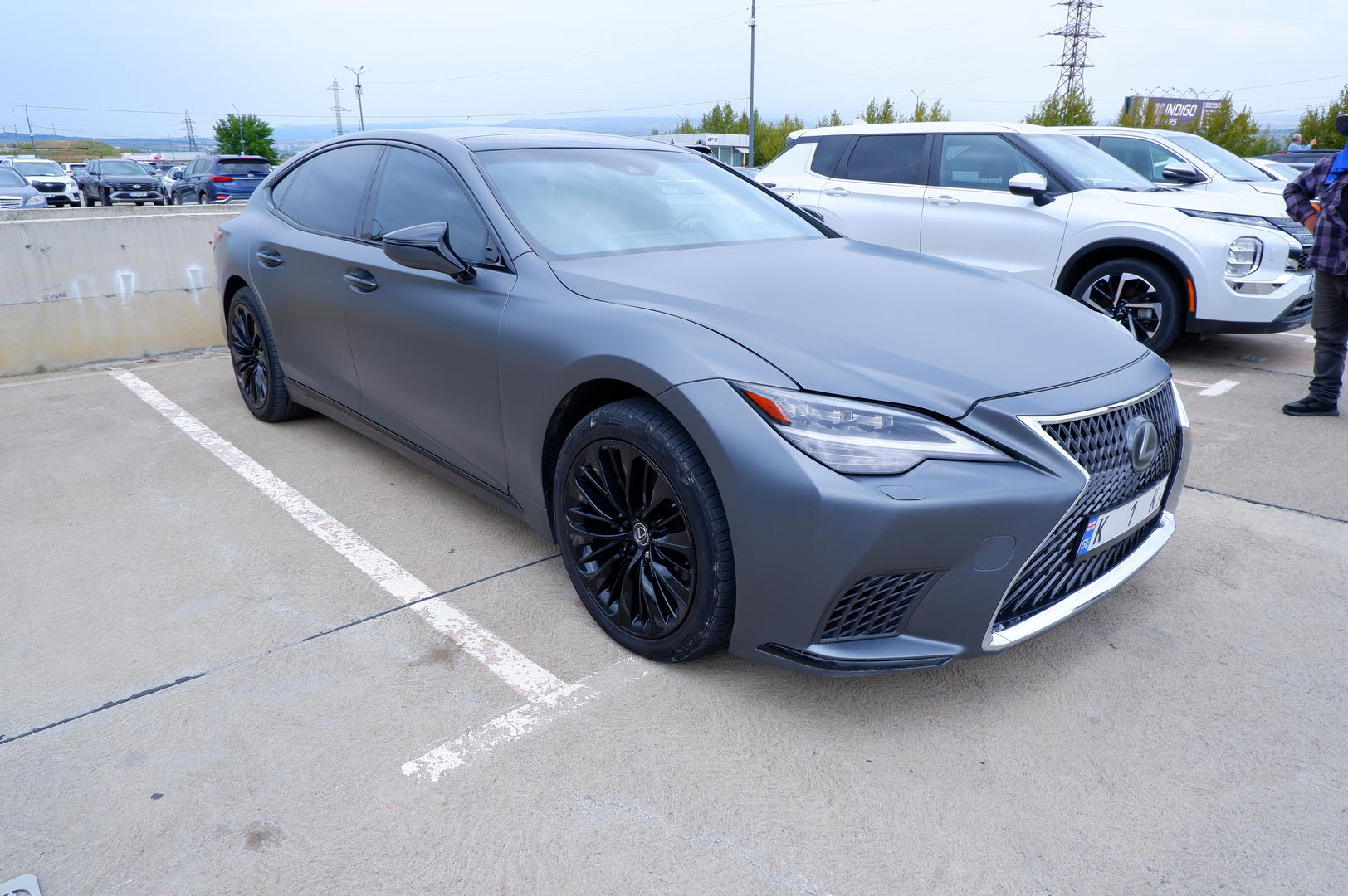 Lexus LS 500 2021 — photo 2