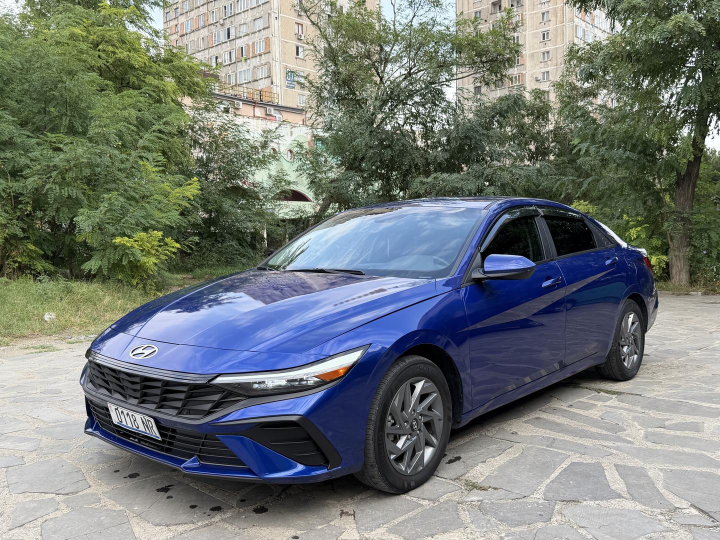 Hyundai Elantra 2024 — photo 2