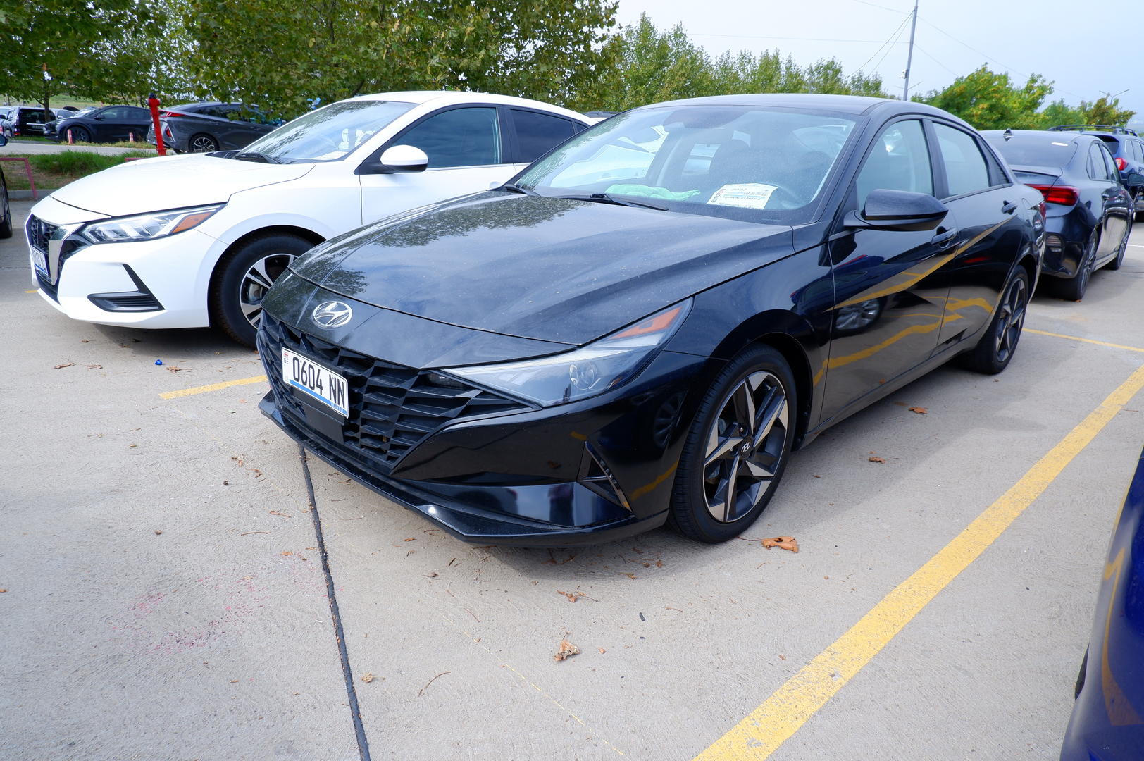 Hyundai Elantra 2022 — photo 2