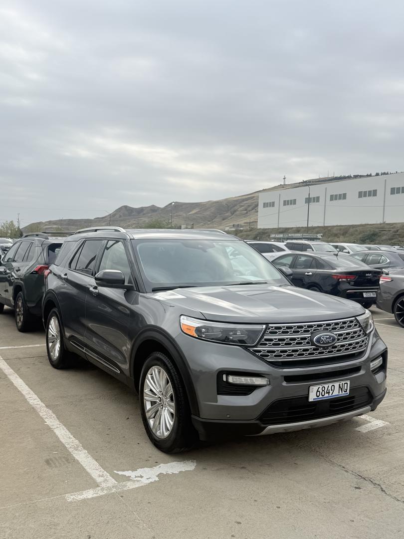 Ford Explorer