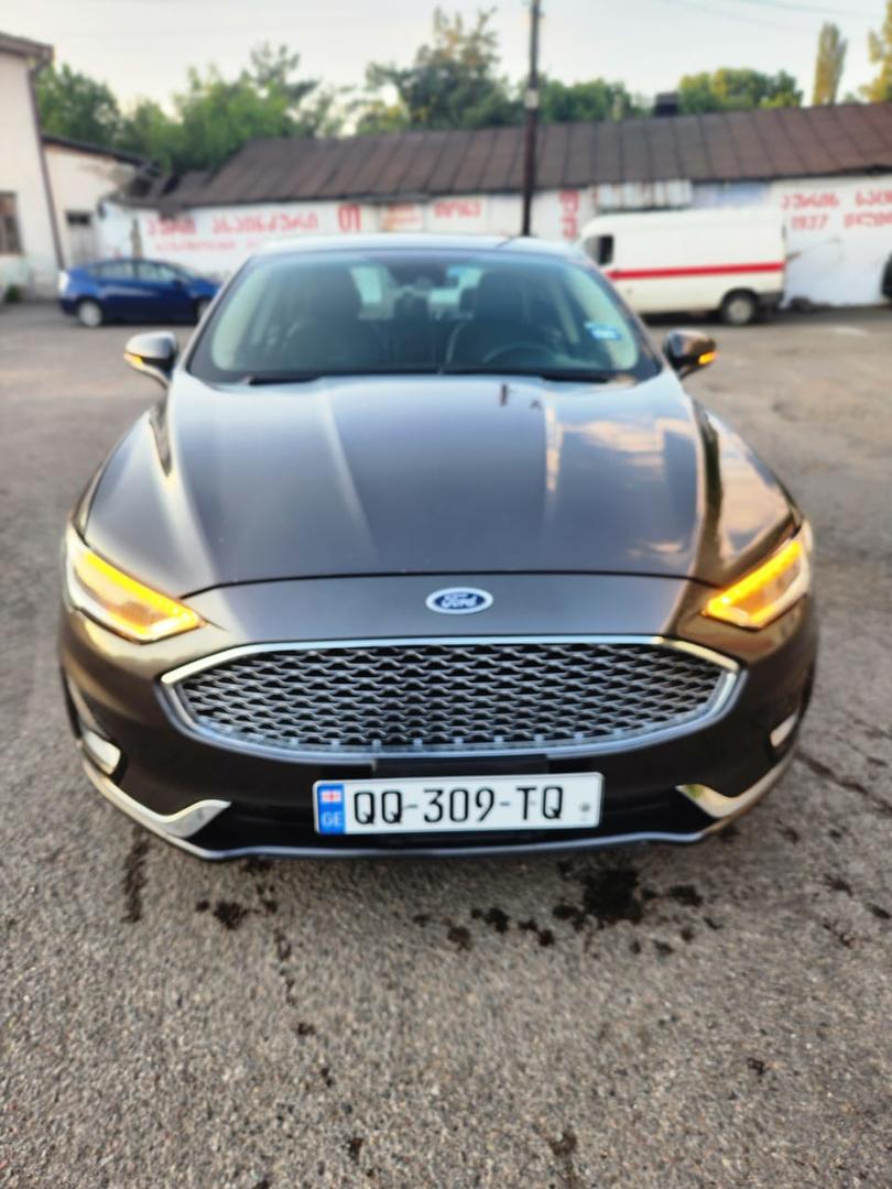 Ford Fusion 2019 — photo 2