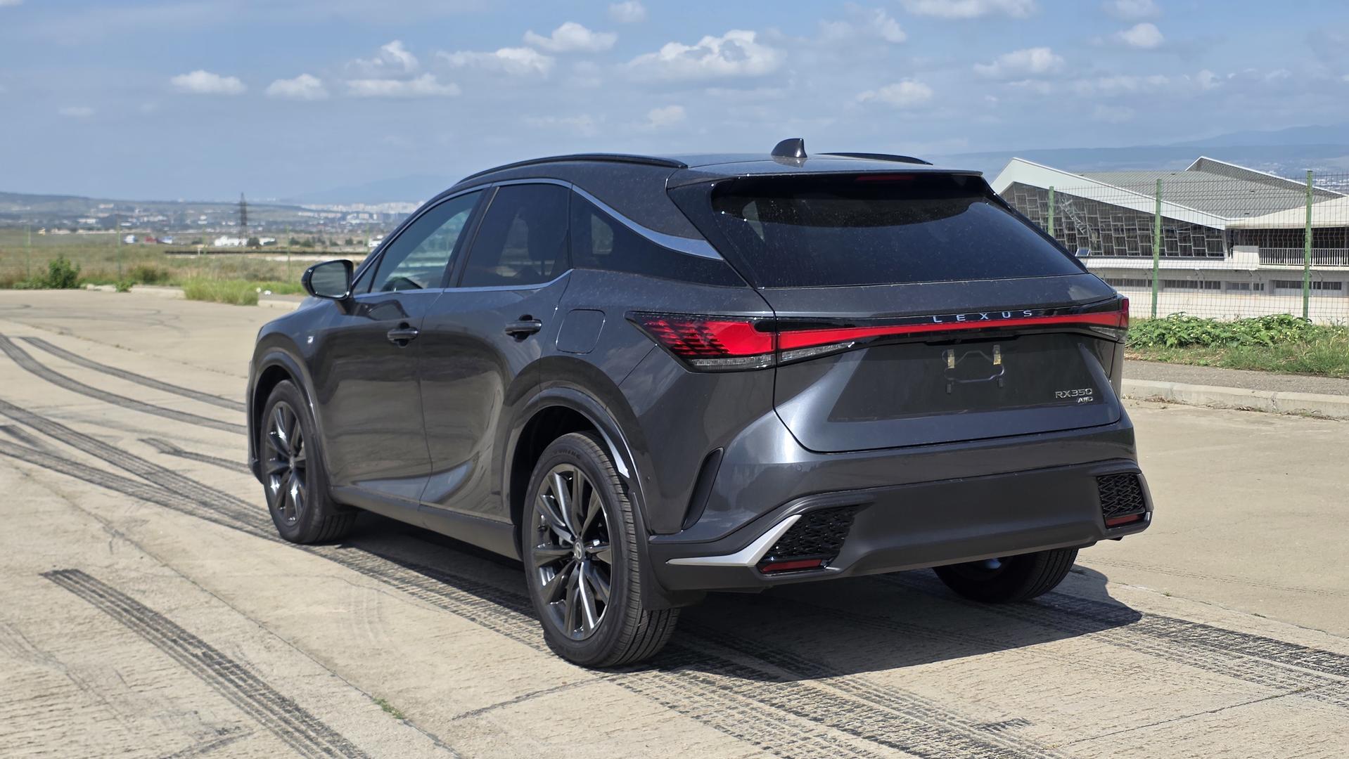 Lexus RX 350 2026 — photo 2