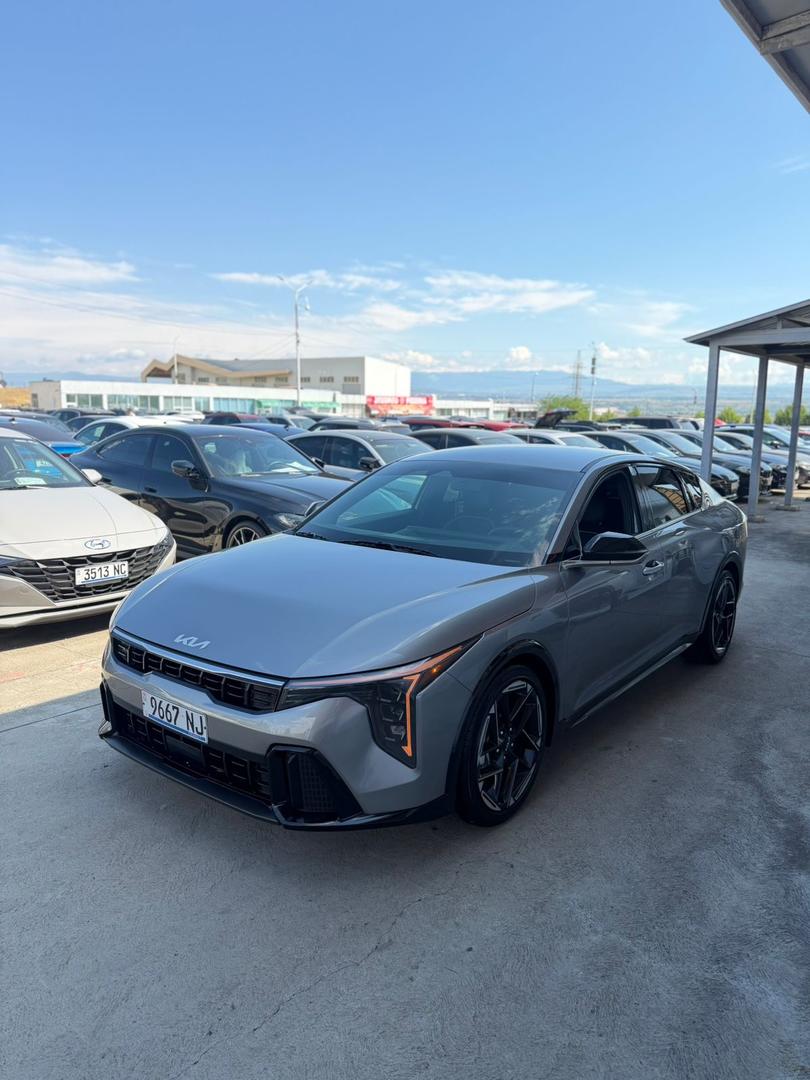 Kia K4