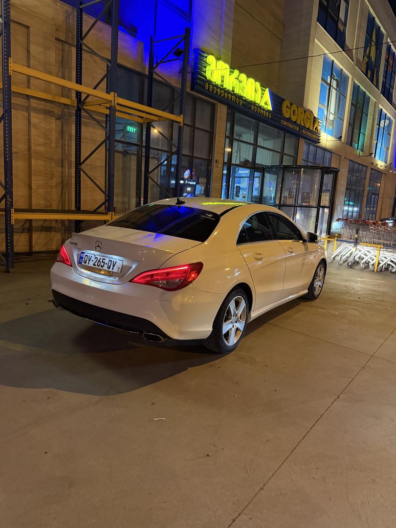 Mercedes-Benz CLA 250
