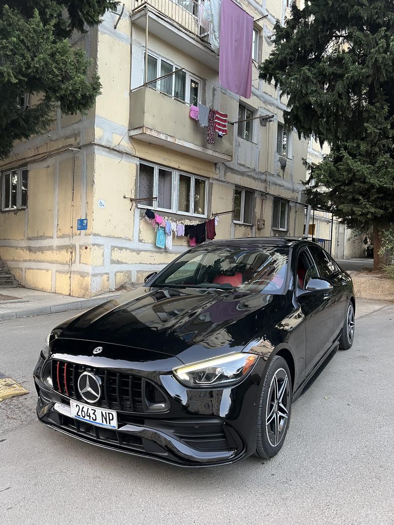 Mercedes-Benz C 300 2023 — photo 2