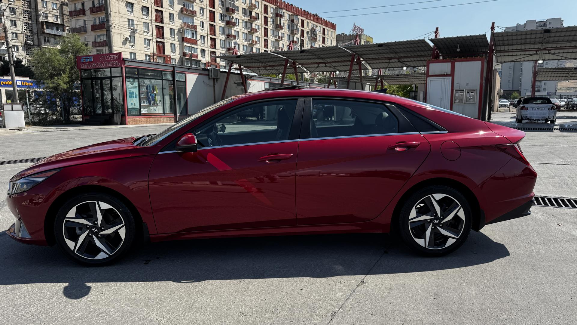 Hyundai Elantra 2020 — photo 2