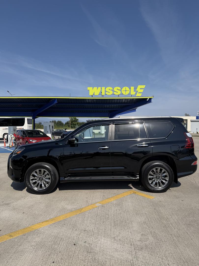 Lexus GX 460 2021 — photo 2