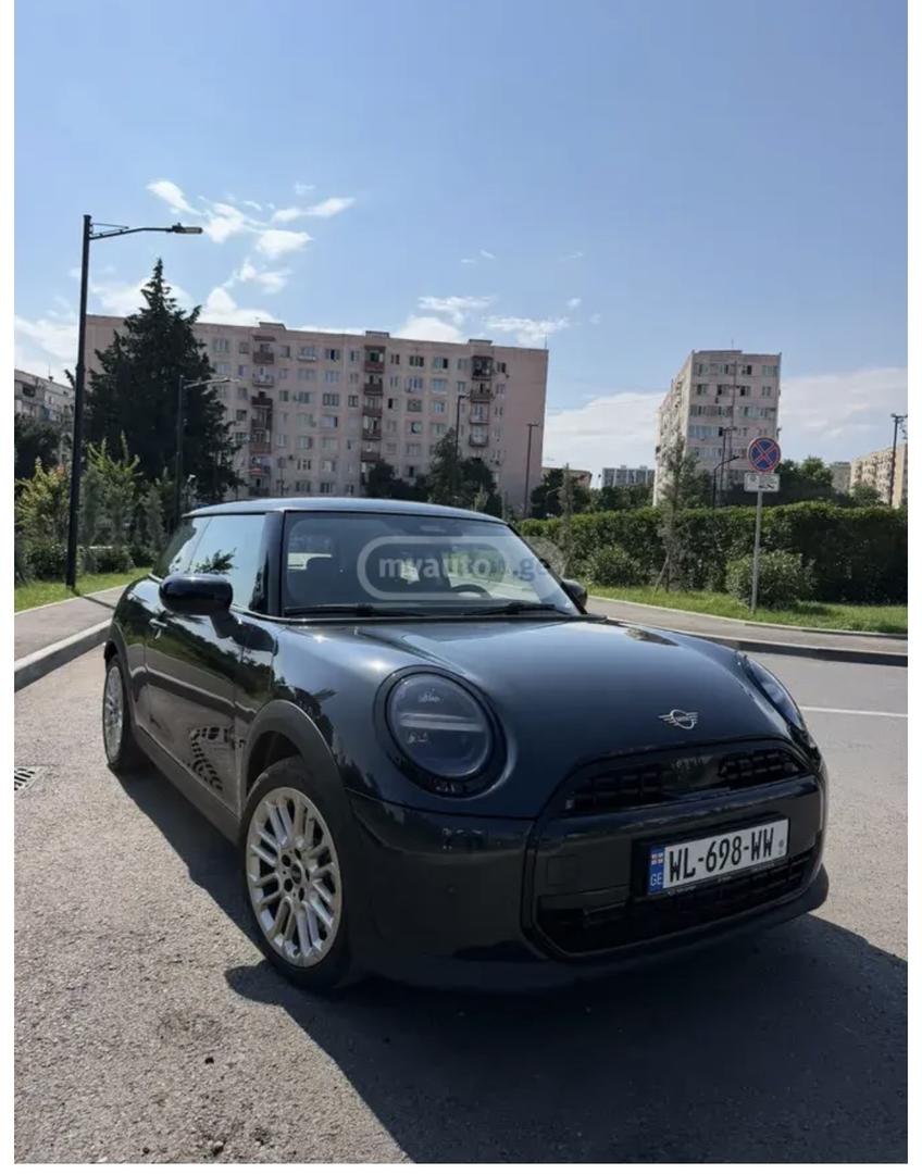 Mini Cooper 2026 — photo 2