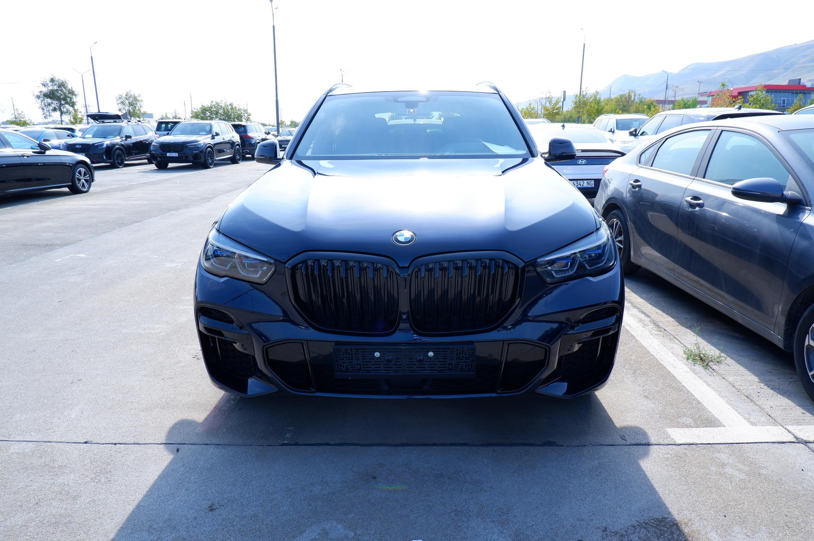 BMW X5 2022 — photo 2