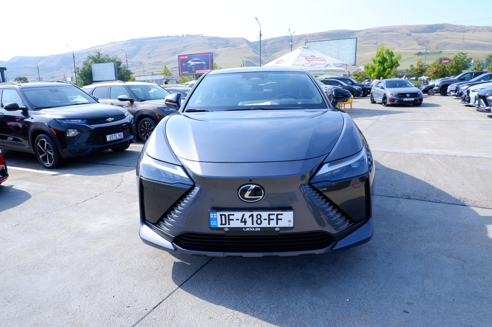Lexus RZ 450e 2023 — photo 2