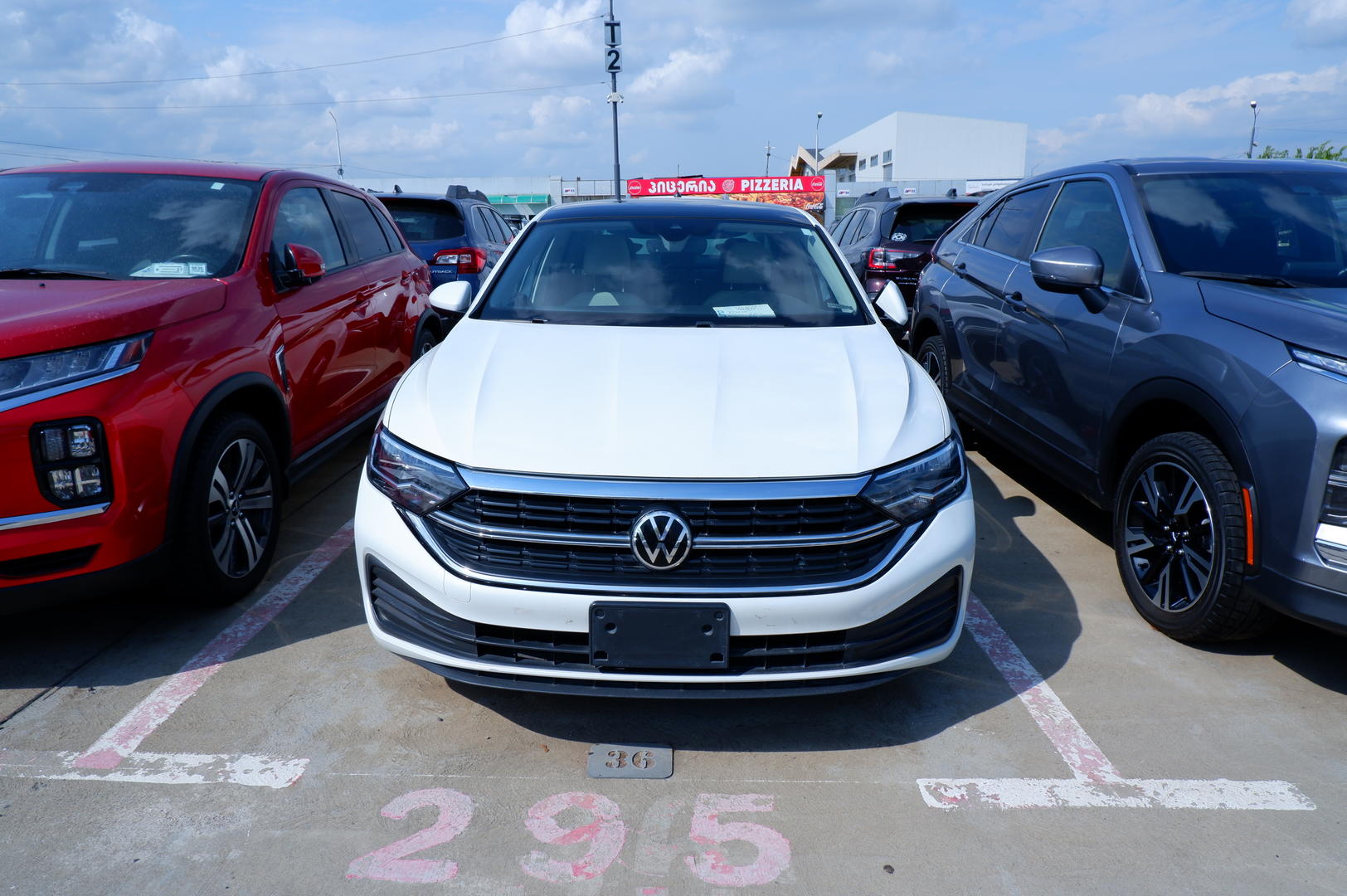 Volkswagen Jetta 2022 — photo 2