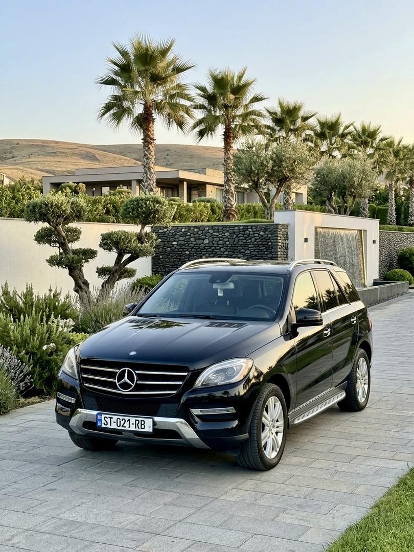 Mercedes-Benz ML 350 2014 — photo 2
