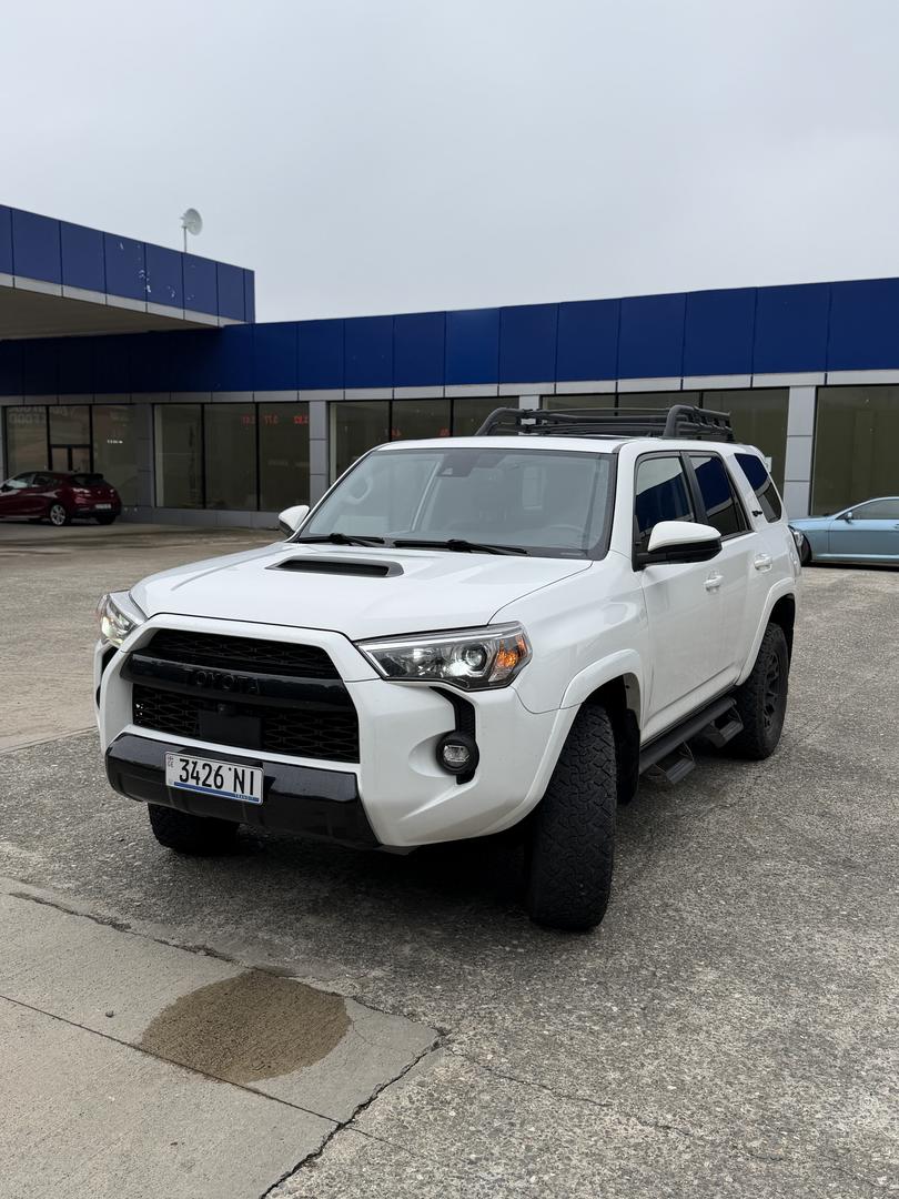 Toyota 4Runner 2021 — photo 2