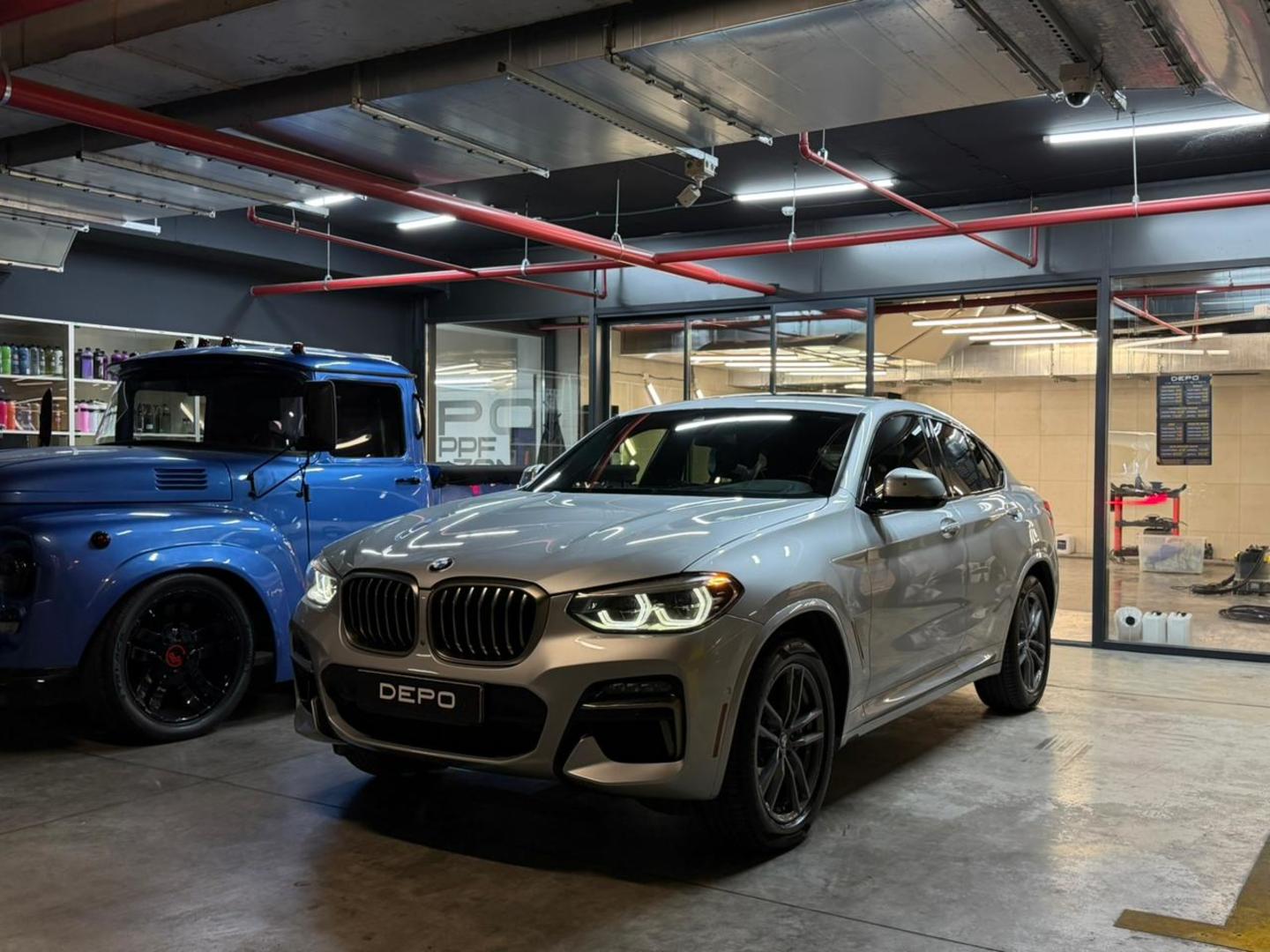 BMW X4 2022 — photo 2