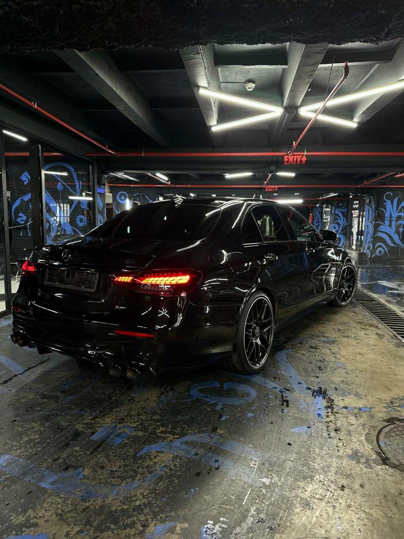 Mercedes-Benz E53 AMG
